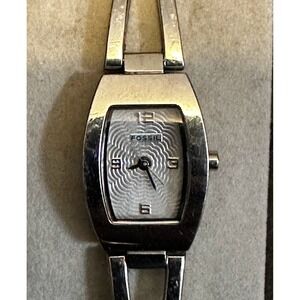 Fossil F2 Watch Womens OS Silver Tone Stainless Steel ES-9645 Bangle Bracelet